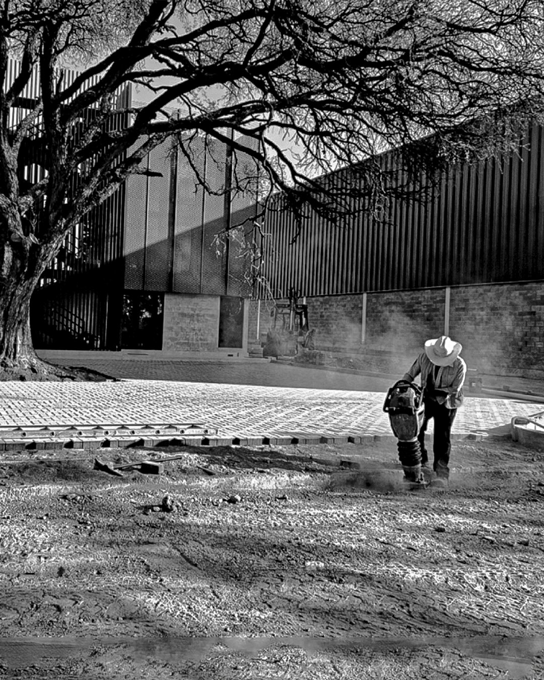 Equipo de Fer Et Ciment trabajando en proyecto de construcción de nave industrial en León, Guanajuato